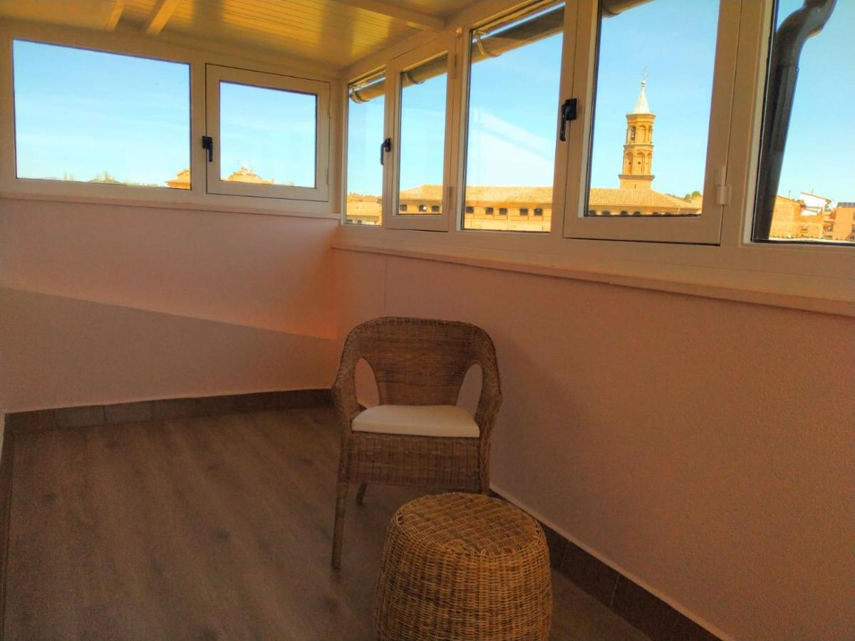 Apartamento Entrerios Barbastro Dış mekan fotoğraf