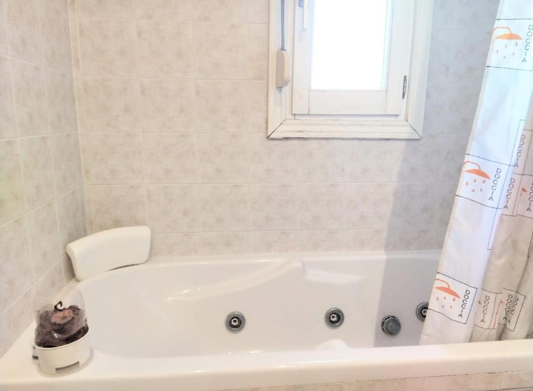 Apartamento Entrerios Barbastro Dış mekan fotoğraf